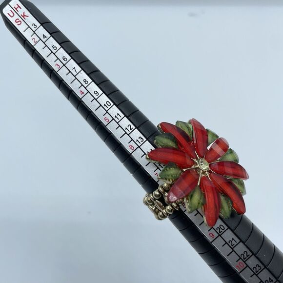 Stunning Acrylic Gold Tone Stretch Poinsettia Flower Boho Ring Statement Cute - Picture 5 of 6